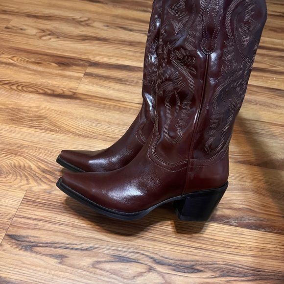 Jeffrey Campbell Shoes - Jeffrey Campbell Boots  Size 7.5